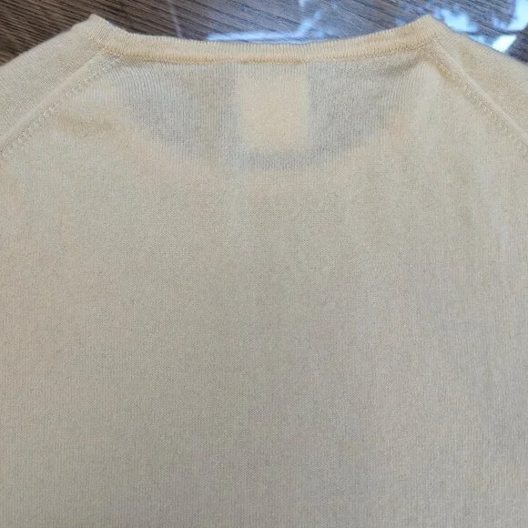 Chanel Vintage Cashmere Tank Top Sweater Pale Yellow Cream CC Logo Size S RARE - Picture 9 of 14